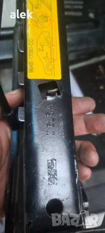 оригинални крикове ауди 80 форд фокус тоуота авенсис опел астра, снимка 2 - Аксесоари и консумативи - 47781991