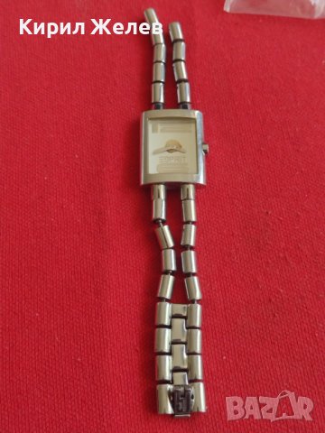 Фешън модел дамски часовник  ESPRIT много красив стилен дизайн 24210, снимка 1 - Дамски - 37455759