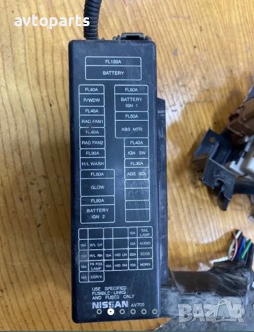 Nissan primera 2003година 2.2dci бушонни табла, снимка 2 - Части - 40353637