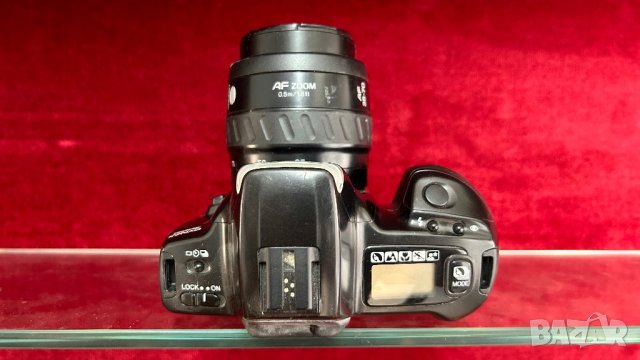 Фотоапарат Minolta dynax 300si с обектив Minolta 1:3,5, снимка 4 - Фотоапарати - 43923065