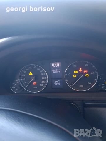 Мерцедес Бенц ц ,,200.2007.г, снимка 4 - Автомобили и джипове - 53166243