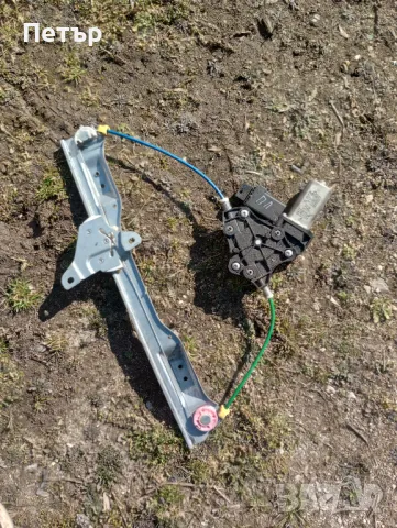 Преден ляв стъклоповдигач Опел Корса Д 2006-2015г , снимка 2 - Части - 49109049