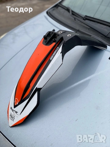 Преден калник и маска за КТМ Дуке 690 