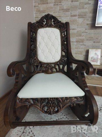 Люлеещ стол , снимка 1 - Дивани и мека мебел - 40256765