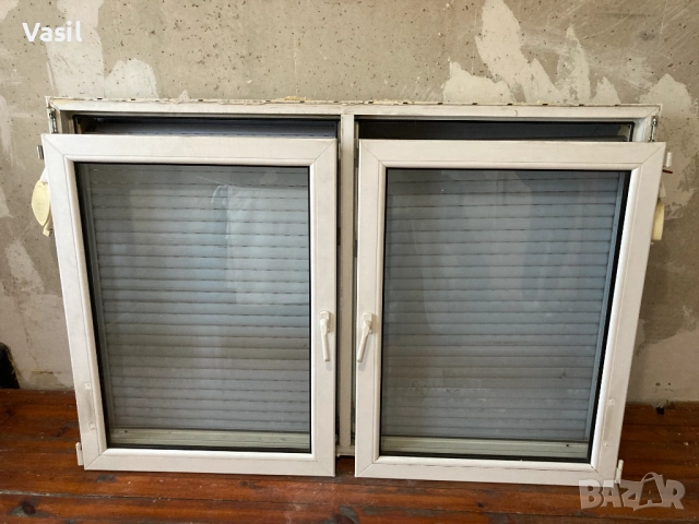 Употребявна PVC дограма - Прозорец + Комарник +Външна ролетна щора