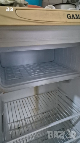 Малък хладилник с камера, снимка 4 - Хладилници - 51925177