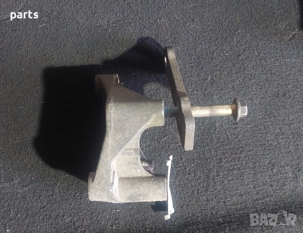 Стойка Генератор Форд Транзит - 1C1010039AB - C65ZA N, снимка 2 - Части - 43898726