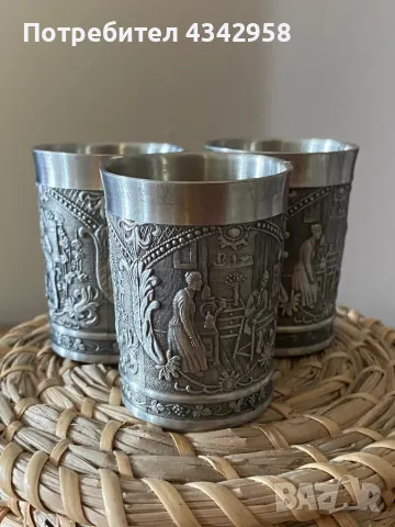 Старини чашки от релефен калай. Германия.