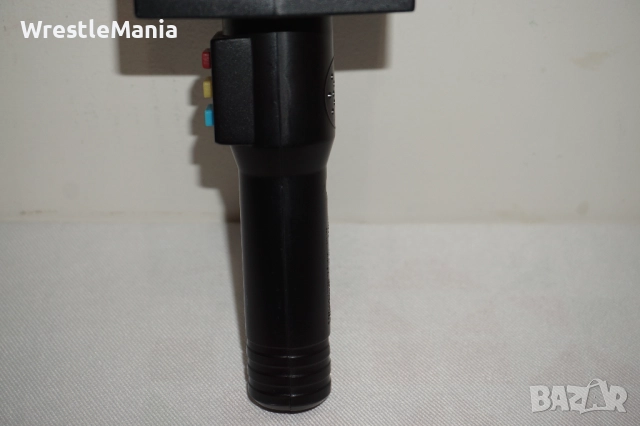 Рядък Кеч Микрофон WWE Jakks Pacific Talking Wrestling Mic 2007, снимка 5 - Колекции - 51854879