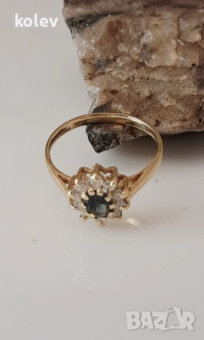 Зратен пръстен корона с турмалин и циркони 2.20 грама/14К размер№52, снимка 2 - Пръстени - 52289917