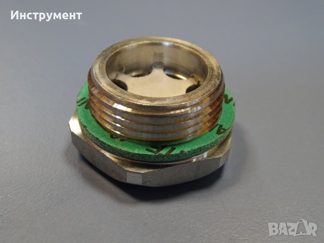 Маслопоказателно прозорче minfor 1MTLA92A visual level indicator M30x2, снимка 2 - Резервни части за машини - 43486245