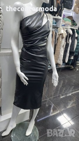 Елегантна черна рокля, снимка 5 - Рокли - 43212651