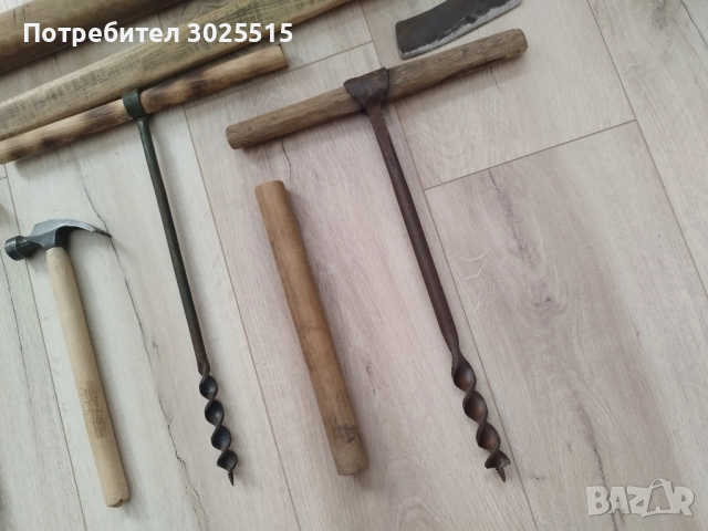 Стар автентичен свредел, дървен сап, чук, тесла, снимка 4 - Колекции - 42934215