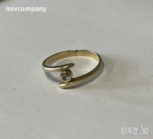 Златен пръстен 2.32гр., снимка 2 - Пръстени - 52991413