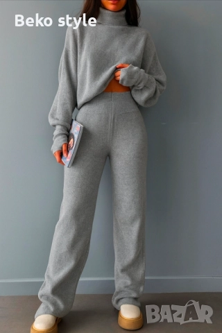 Дамски комплект от финно плетиво с ефектен ръкав 