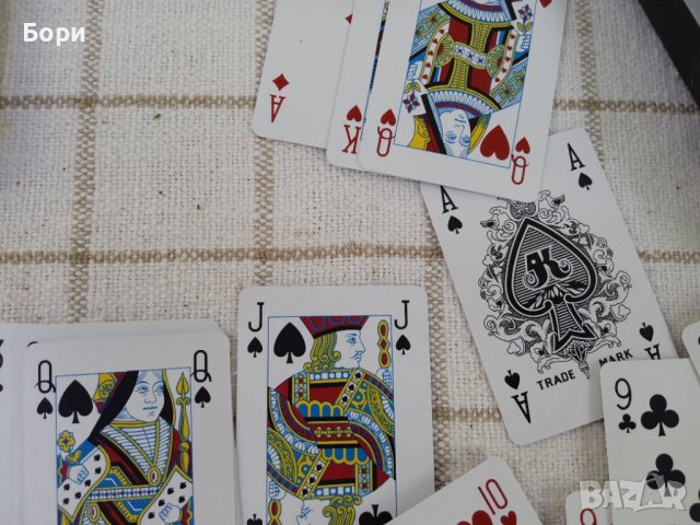 LONGFIELD две тестета карти за игра, снимка 4 - Карти за игра - 37632266