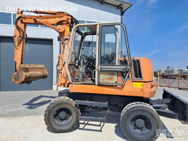 Употребяван ротационен колесен багер FIAT-HITACHI FH85 W, снимка 4 - Индустриална техника - 53204423