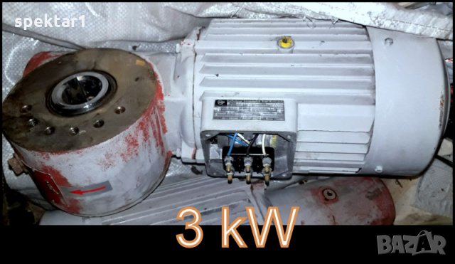 ДВИГАТЕЛ С РЕДУКТОР 3 КВ 130об.минута, снимка 1