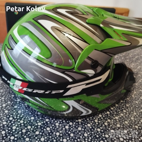 Продавам каска , снимка 4 - Аксесоари и консумативи - 53401287