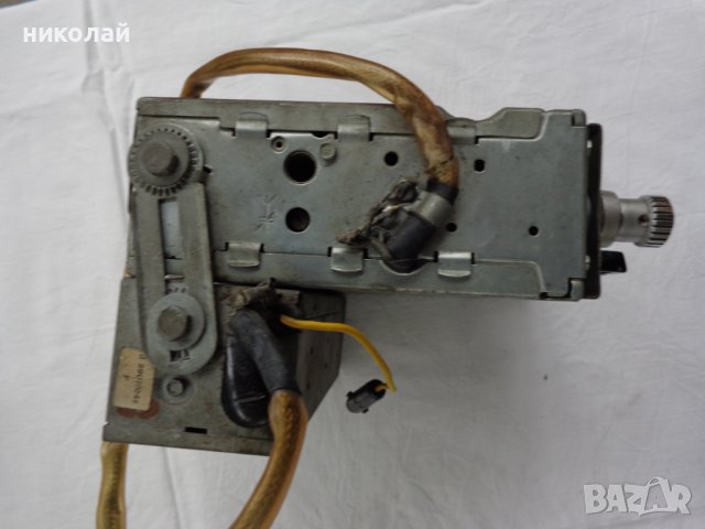 Ретро авто радио марка Blaupunkt модел HANNOVER ||  M/K , 6/12V, Made in Germany 1967 год. Работещо, снимка 11 - Аксесоари и консумативи - 39859816