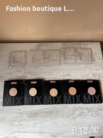 Нов блестящ хайлатър със златисти частици ❤️, снимка 7 - Декоративна козметика - 52118872