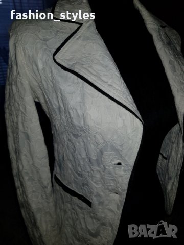 Дамско бяло сако, снимка 2 - Сака - 20761491