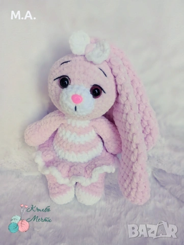 Зайче с дълги уши - ръчно плетена играчка , снимка 2 - Плюшени играчки - 53010503