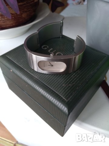 Gucci 2400l, снимка 3 - Дамски - 43707269