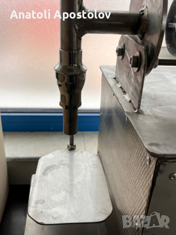 !СПЕШНО! Пълначно-дозираща машина за козметика, снимка 3 - Други машини и части - 44861232