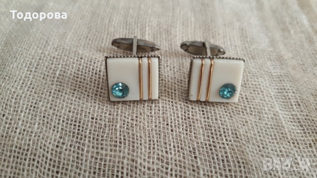 Стилни ботунели с камъни и позлата