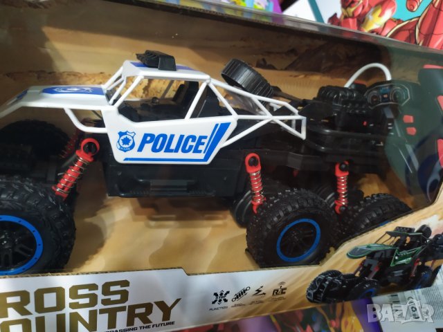 Джип полиция с дистанционно управление , снимка 4 - Електрически играчки - 43395025