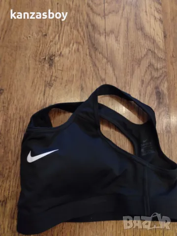 nike sport bra - страхотно дамско бюстие КАТО НОВО S, снимка 4 - Корсети, бюстиета, топове - 49624382