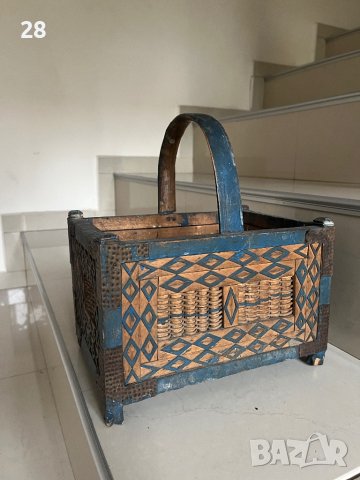 Стара кошница ръчно изработена антика