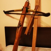 Немски ловен арбалет с механизъм за зареждане и две стрели 19век., снимка 3 - Антикварни и старинни предмети - 44078440