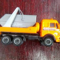 Специализирано камионче Мерцедес контейнер за строителни отпадъци, снимка 2 - Колекции - 38320550