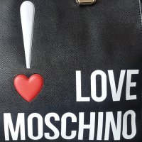 Оригинална чанта Love Moschino черна, снимка 3 - Чанти - 40130463