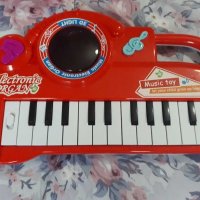 Ново!  Детско музикално пиано с 3D светлини , снимка 1 - Музикални играчки - 38835480