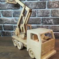 Дървен макет на камион - Вишка, Автовишка - Craft Camp, снимка 5 - Коли, камиони, мотори, писти - 43281989