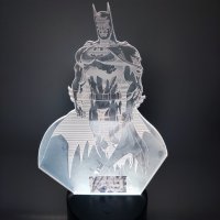 Batman Батман Екшън фигурки 3D настолна лампа 7 променящи цвета нощна лампа, снимка 5 - Настолни лампи - 40412178