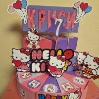 Картонена торта с Hello Kitty , снимка 1 - Кетъринг - 43676952