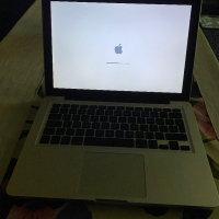 MacBook 13-inch, Aluminum, Late 2008, снимка 2 - Лаптопи за работа - 44906669