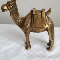 Египетска бронзова мастилница във формата на камила, снимка 7 - Колекции - 43517861
