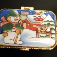 Порцеланова малка бижутерна кутийка с Коледни мотиви, снимка 6 - Коледни подаръци - 27214034
