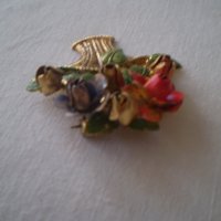 красива Винтич брошка кошница с цветя, снимка 11 - Антикварни и старинни предмети - 37363461
