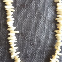 Колие от естествен бял корал, снимка 2 - Колиета, медальони, синджири - 38030154