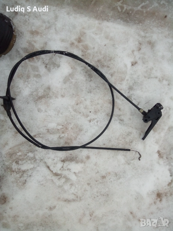 Жило за преден капак Пежо 406, снимка 1