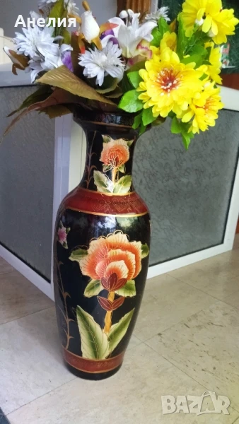 Огромна уникална ваза с височина 62 см , снимка 1