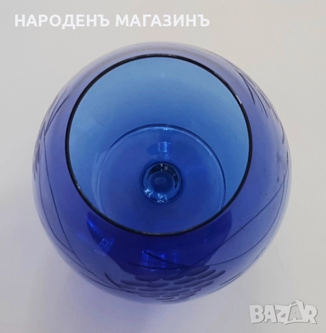 Ваза от синьо стъкло с гравирани елементи цветя , снимка 6 - Други ценни предмети - 52011725