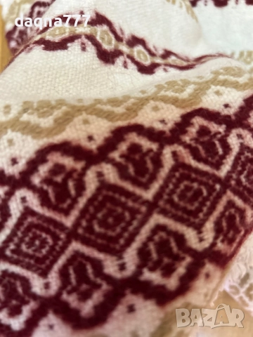 Автентична нова покривка/ покривало Витринно съхронявана, снимка 2 - Други ценни предмети - 52737317