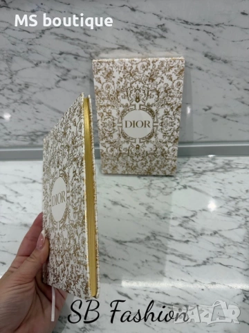 Луксозен тефтер Dior 